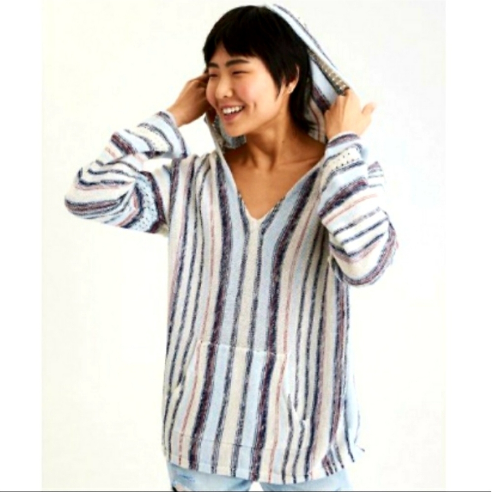 AEO Poncho Style Long Sleeve